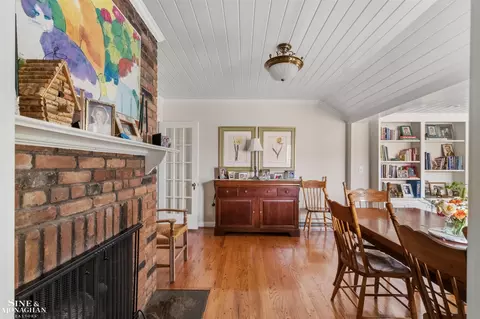 Dining - 83 Hawthorne, Grosse Pointe Shores, MI 48236 photo 2 of 3