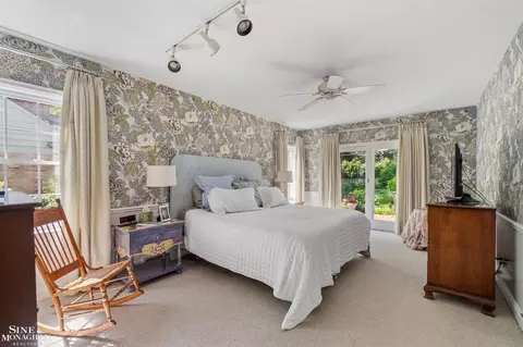 Bedroom - 83 Hawthorne, Grosse Pointe Shores, MI 48236 photo 1 of 8