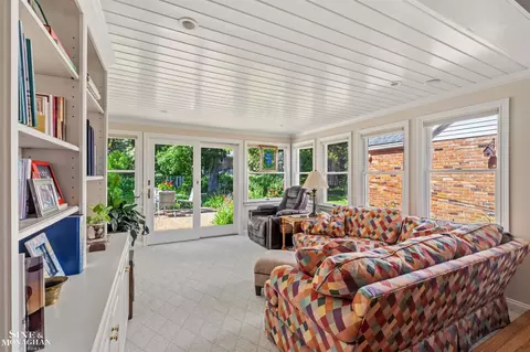 Other - 83 Hawthorne, Grosse Pointe Shores, MI 48236 photo 4 of 8