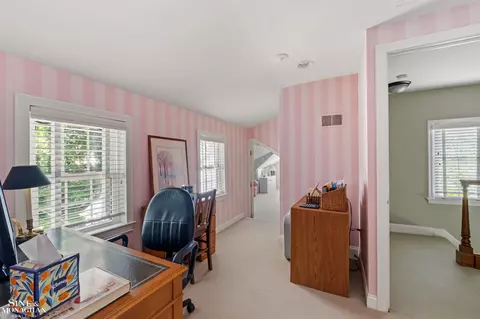 Entry Way - 83 Hawthorne, Grosse Pointe Shores, MI 48236 photo 3 of 4
