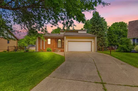 514 Rochelle, East China, MI 48054