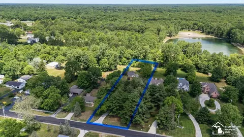 View/Area - 3092 W Temperance, Temperance, MI 48182 photo 2 of 9