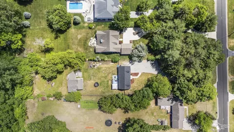 View/Area - 3092 W Temperance, Temperance, MI 48182 photo 5 of 9