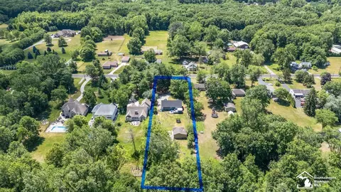 View/Area - 3092 W Temperance, Temperance, MI 48182 photo 7 of 9