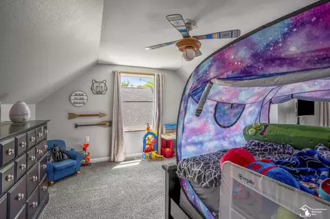 Bedroom - 3092 W Temperance, Temperance, MI 48182 photo 6 of 8