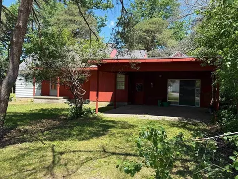 1800 W Shepherd, Midland, MI 48642