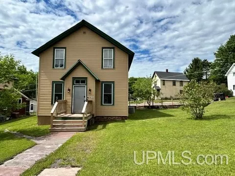 27017 W 21st, Hubbell, MI 49934