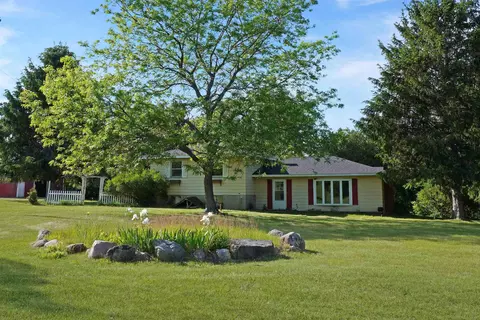 1385 N Blacks Cors, Imlay City, MI 48444