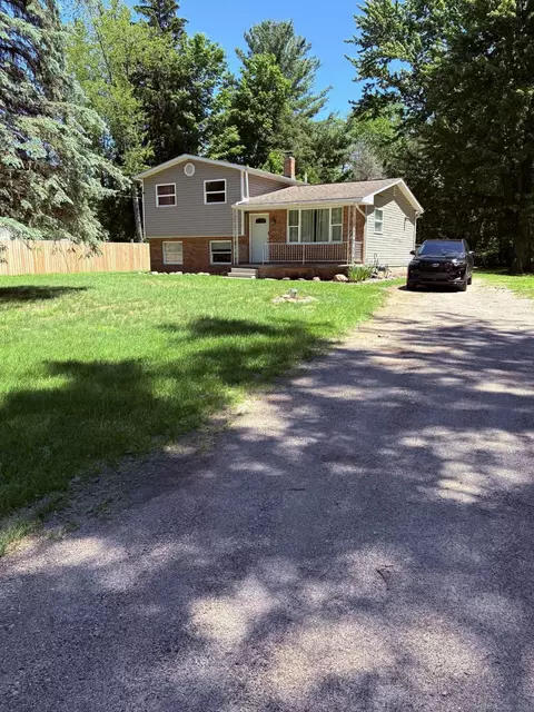 8181 Bray, Vassar, MI 48768