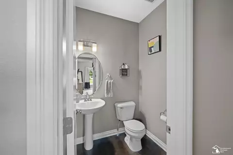 Entry Way - 1235 Cascade, Temperance, MI 48182 photo 3 of 7