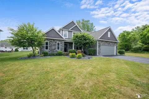 Exterior - 1235 Cascade, Temperance, MI 48182 photo 2 of 11
