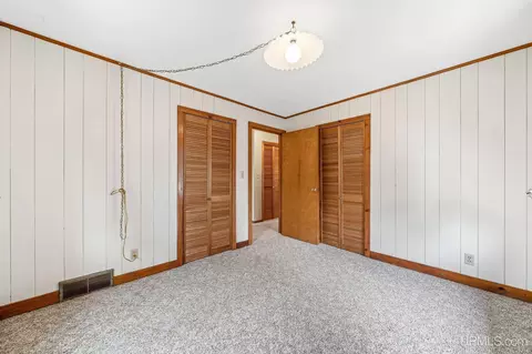 Bedroom - 2117 Deer Lk, Ishpeming, MI 49849 photo 4 of 6