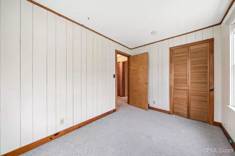Bedroom - 2117 Deer Lk, Ishpeming, MI 49849 photo 6 of 6