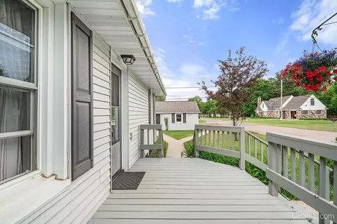 Exterior - 2117 Deer Lk, Ishpeming, MI 49849 photo 4 of 7