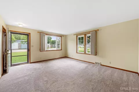 Living - 2117 Deer Lk, Ishpeming, MI 49849 photo 5 of 5