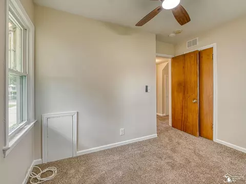 Bedroom - 713 Roeder, Monroe, MI 48161 photo 3 of 7