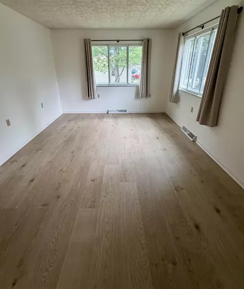 Living - 216 E 8th, Pinconning, MI 48650 photo 2 of 2