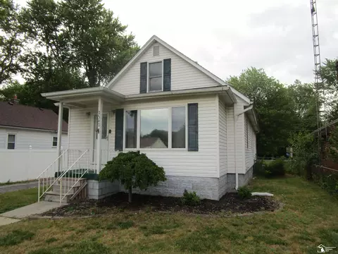 2342 Vivian, Monroe, MI 48162 photo 2