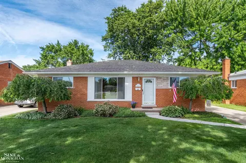 28111 Adler, Warren, MI 48088