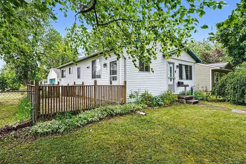 4509 Cadillac, Saginaw, MI 48604
