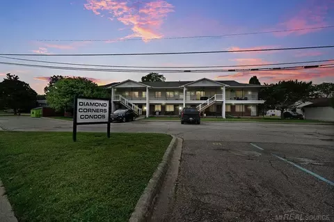 31611 Fraser, Fraser, MI 48026