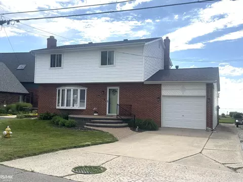 46960 Jans, Chesterfield, MI 48047