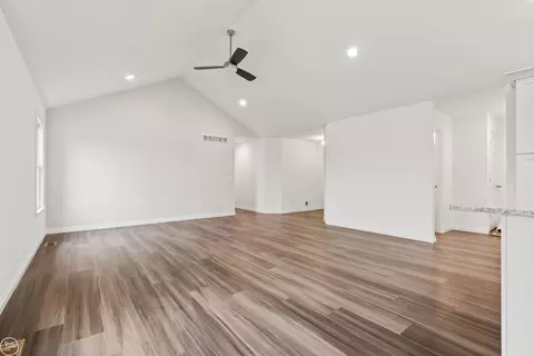 231 Shelldrake, Saint Clair, MI 48079 photo 5