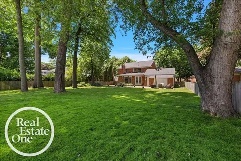 Exterior - 324 Cloverly, Grosse Pointe Farms, MI 48236 photo 6 of 7
