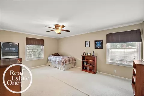 Bedroom - 324 Cloverly, Grosse Pointe Farms, MI 48236 photo 6 of 6