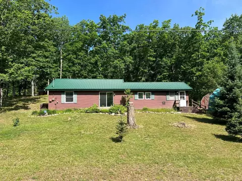 305 N Beverly, Harrison, MI 48625
