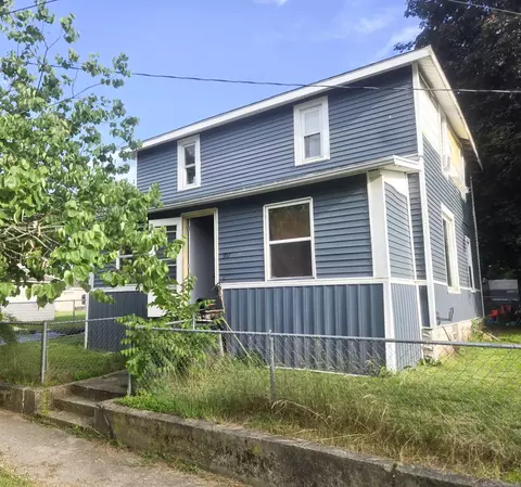 307 Michigan, Three Rivers, MI 49093
