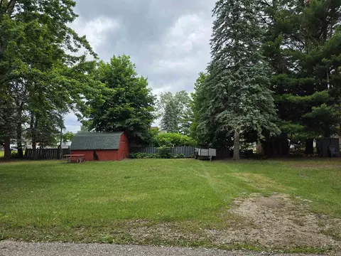 10910 Roys, Lake, MI 48632