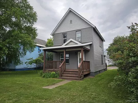 104 Sterling, Negaunee, MI 49866