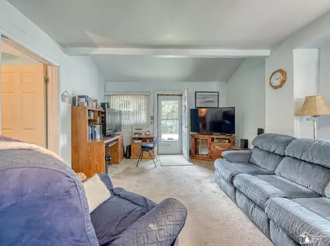 Living - 13857 Lake, Monroe, MI 48161 photo 3 of 3