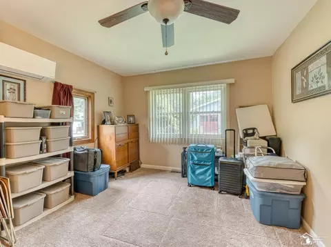 Bedroom - 13857 Lake, Monroe, MI 48161 photo 1 of 3