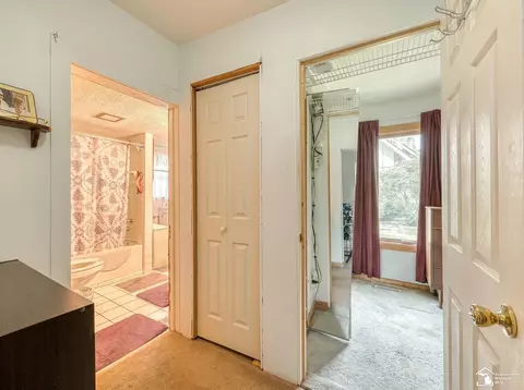 Entry Way - 13857 Lake, Monroe, MI 48161 photo 1 of 1