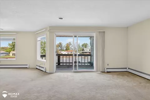 Living - 3119 E Midshipman, Au Gres, MI 48703 photo 4 of 10