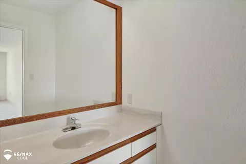 Bath - 3119 E Midshipman, Au Gres, MI 48703 photo 6 of 10