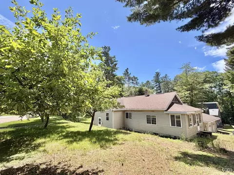 829 Edsel, Kingsford, MI 49802