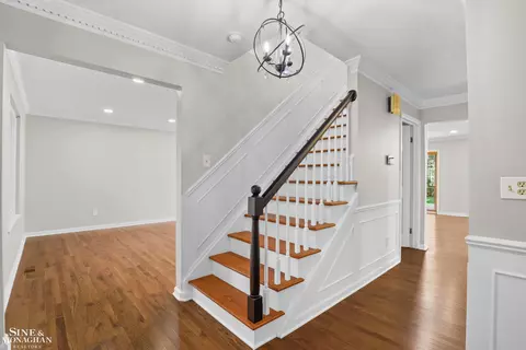 Entry Way - 1200 Audubon, Grosse Pointe Park, MI 48230 photo 3 of 4