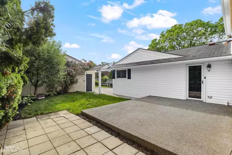 Exterior - 1200 Audubon, Grosse Pointe Park, MI 48230 photo 3 of 8