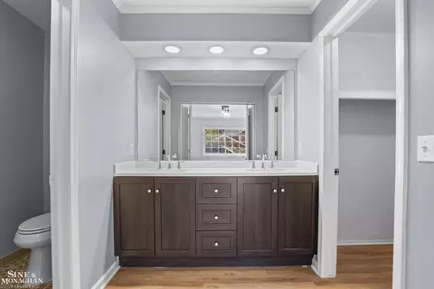 Bath - 1200 Audubon, Grosse Pointe Park, MI 48230 photo 2 of 6