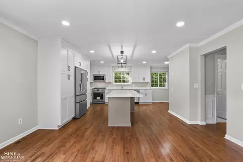 Kitchen - 1200 Audubon, Grosse Pointe Park, MI 48230 photo 7 of 8