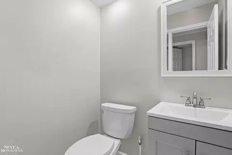 Bath - 1200 Audubon, Grosse Pointe Park, MI 48230 photo 1 of 6