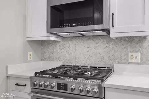 Kitchen - 1200 Audubon, Grosse Pointe Park, MI 48230 photo 1 of 8