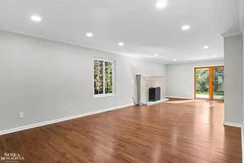 Living - 1200 Audubon, Grosse Pointe Park, MI 48230 photo 4 of 11