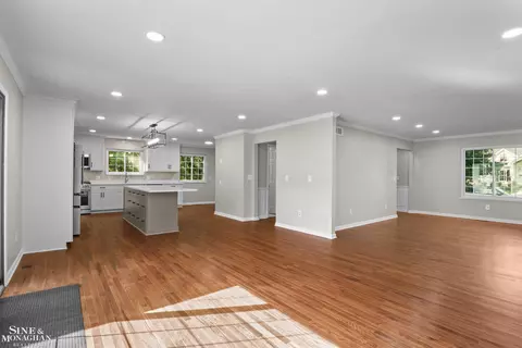 Living - 1200 Audubon, Grosse Pointe Park, MI 48230 photo 6 of 11