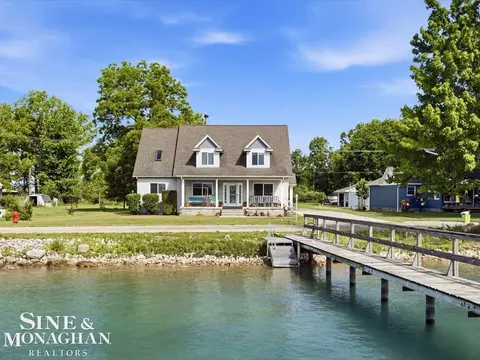 2300 S Channel, Harsens Island, MI 48028