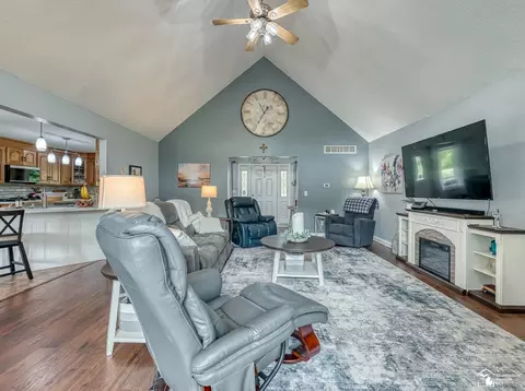 Living - 4675 Secor, Ida, MI 48140 photo 1 of 4