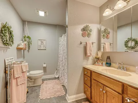 Bath - 4675 Secor, Ida, MI 48140 photo 4 of 4